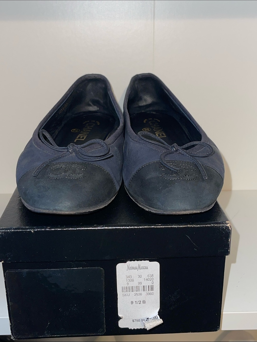 CHANEL Navy Leather Ballet Flats with Bow - Picture 10 of 16